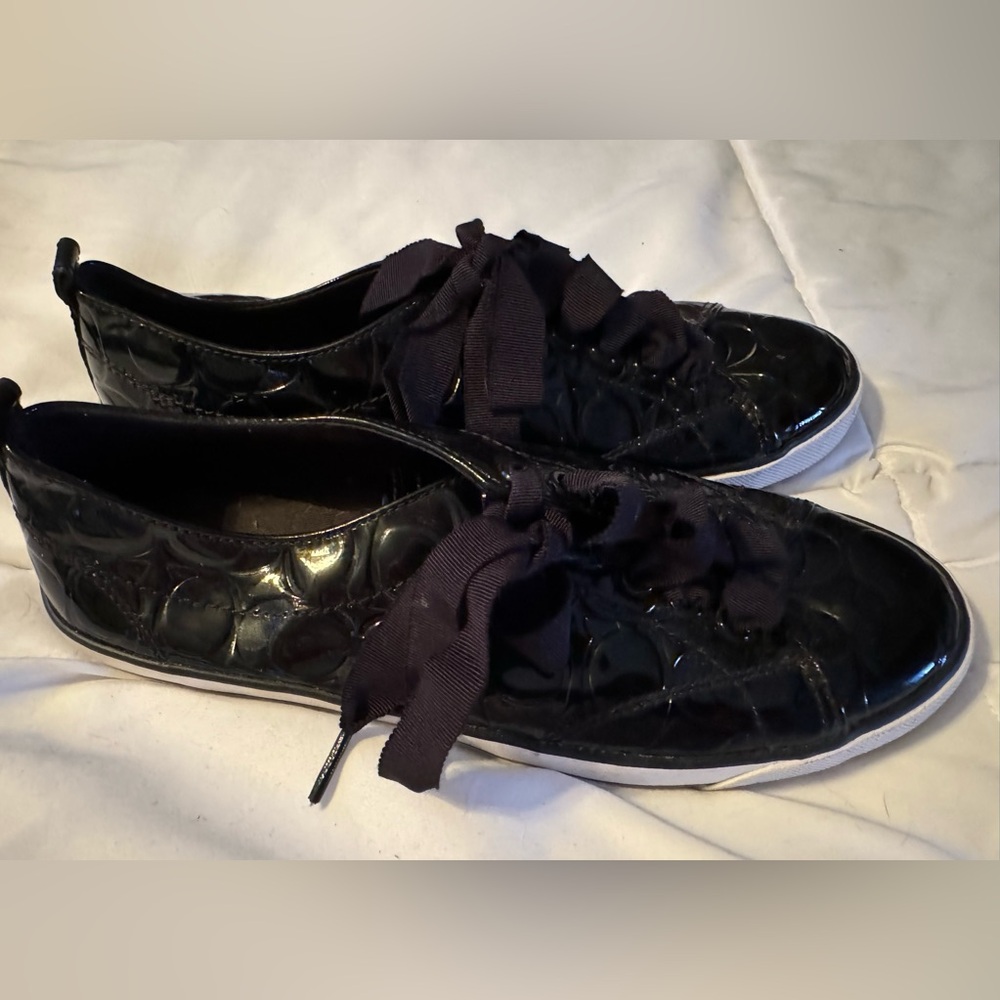 Coach Women's Suzzy Sneakers In Embossed Black Logo Patent Leather EUC
